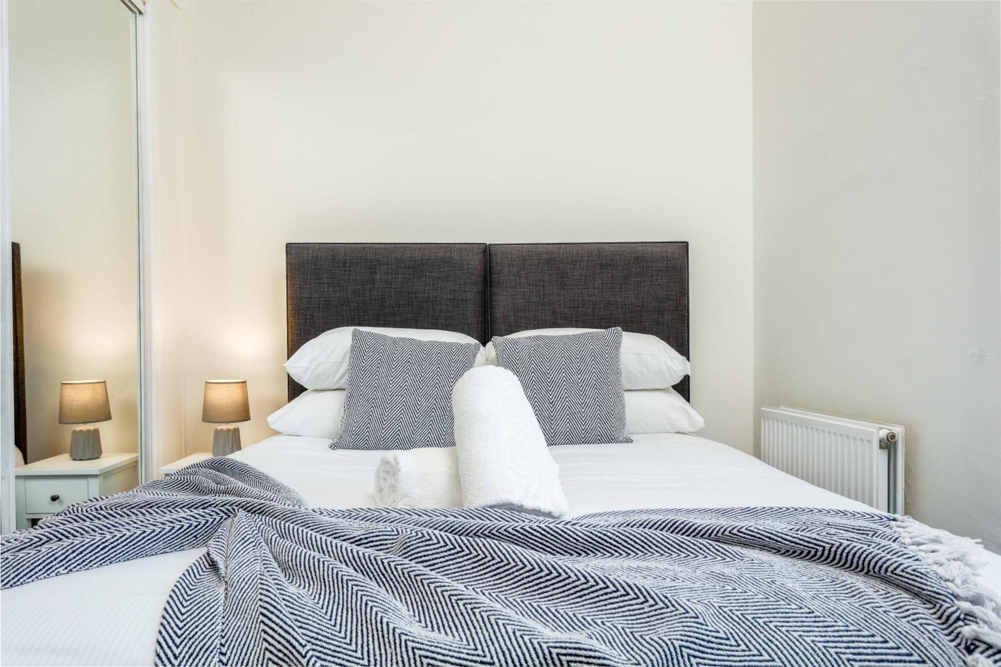 Apartmán Main Street View Prestwick Exteriér fotografie